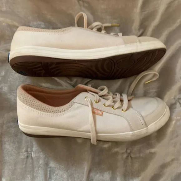 D O N A T E D Keds Women's Cream Canvas Sneakers 7.5 EUC B62 - Picture 2 of 7